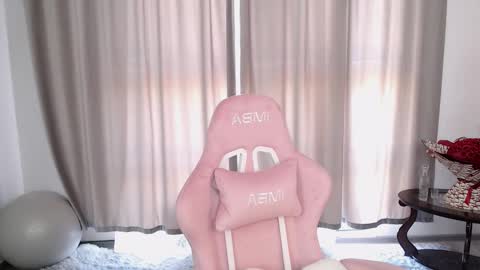 Snapshot of kisulya_meow246 chatting on September 23, 7:11 am Vikki Rose online show from September 23, 7:11 am