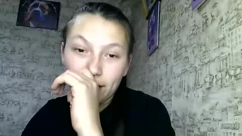 Snapshot of kiti_kitiss chatting on February 22, 7:03 pm kiti_kitiss online show from February 22, 7:03 pm