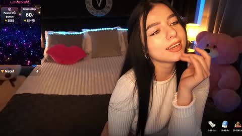 Snapshot of kitnis1love chatting on December 6, 11:57 pm kitness online show from December 6, 11:57 pm