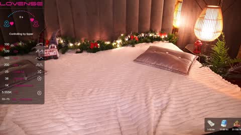 Snapshot of kitnis1love chatting on December 10, 11:30 pm kitness online show from December 10, 11:30 pm