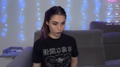 Veronica online show from November 15, 9:11 pm