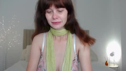 Snapshot of kitty_ange1l chatting on September 18, 5:20 am kitty_ange1l online show from September 18, 5:20 am