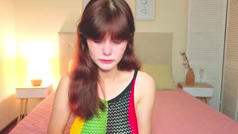 Snapshot of kitty_ange1l chatting on October 9, 5:27 am kitty_ange1l online show from October 9, 5:27 am