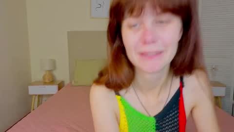 Snapshot of kitty_ange1l chatting on October 18, 5:32 am kitty_ange1l online show from October 18, 5:32 am
