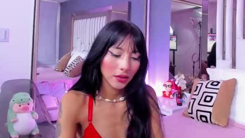 Snapshot of kitty_eliffe chatting on February 12, 7:35 pm kitty online show from February 12, 7:35 pm