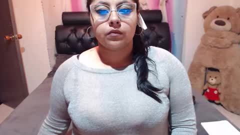 Snapshot of kitty_eyes chatting on September 26, 3:54 am kitty online show from September 26, 3:54 am