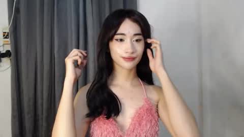 kitty_kim07 online show from October 27, 5:22 am