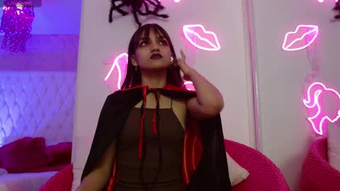 KITTY online show from October 5, 1:09 pm