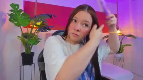 K I T T Y online show from February 3, 7:41 pm