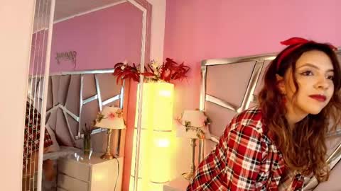 Kitty online show from November 11, 1:00 pm