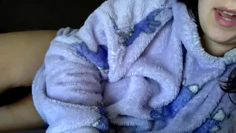 Snapshot of kittygirl__ chatting on November 18, 10:20 am kitty online show from November 18, 10:20 am