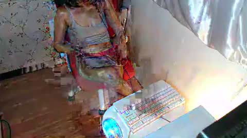 Snapshot of kittykatss chatting on January 12, 5:33 pm Viktoria online show from January 12, 5:33 pm