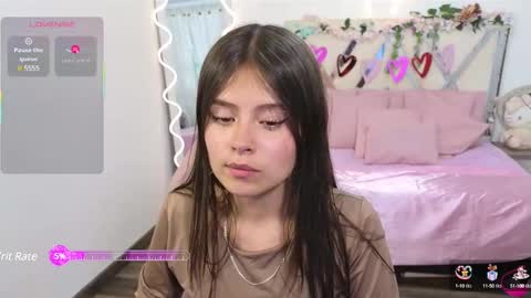 Snapshot of kittystar_tay chatting on February 18, 7:19 pm Kitty online show from February 18, 7:19 pm