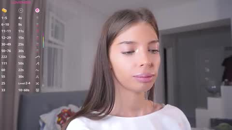 Alice online show from December 16, 5:51 pm