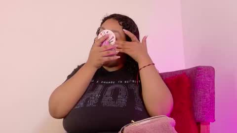 Kitty Hill online show from February 3, 3:04 am