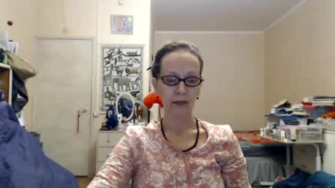 Snapshot of kiuminberry chatting on February 20, 4:14 pm KiuminBerry online show from February 20, 4:14 pm