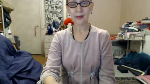 Snapshot of kiuminberry chatting on February 23, 6:45 pm KiuminBerry online show from February 23, 6:45 pm