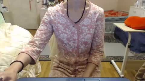 Snapshot of kiuminberry chatting on November 30, 5:39 pm KiuminBerry online show from November 30, 5:39 pm