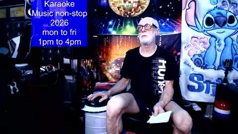 kiveuxmakeu online show from January 10, 11:42 pm