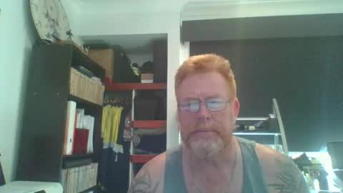 kiwi_boss61 online show from December 2, 7:36 am