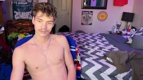 Kyle online show from December 30, 5:34 pm