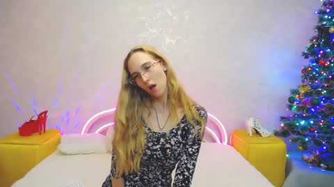 Klary online show from December 21, 4:36 pm