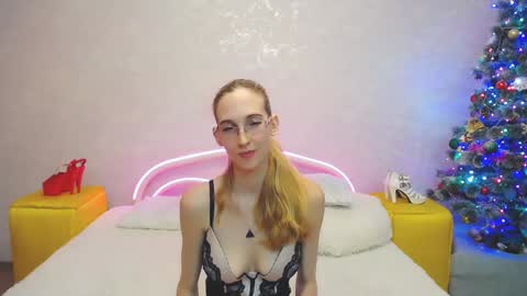 Klary online show from December 27, 3:59 pm