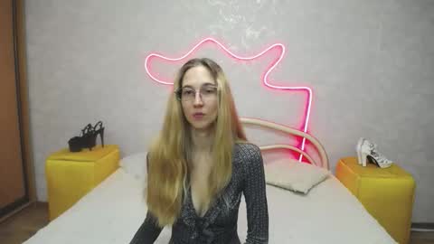 Klary online show from September 27, 5:12 am