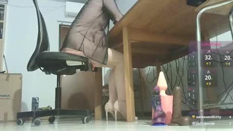 Klaudia online show from December 27, 6:14 am