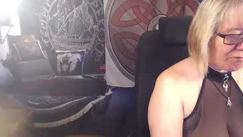 Michelle online show from March 4, 8:02 am