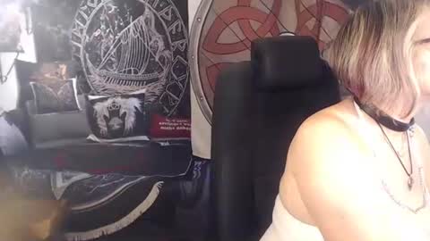 Michelle online show from November 21, 7:40 am