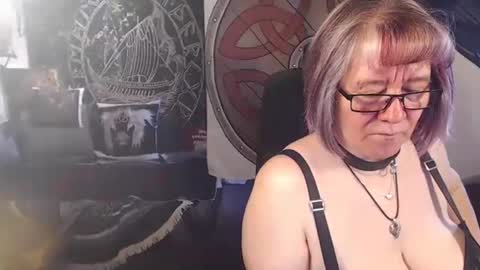 Michelle online show from April 16, 6:47 am