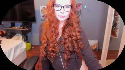 Snapshot of klementinagirl chatting on March 2, 8:50 pm Klementinafanslyklementina6661 online show from March 2, 8:50 pm