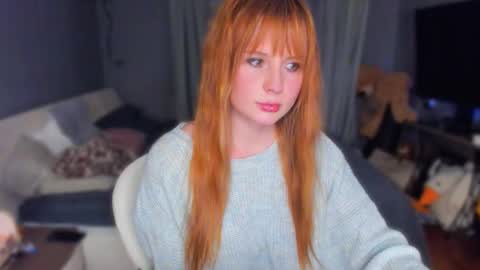 Snapshot of klementinagirl chatting on December 16, 8:36 pm Klementinafanslyklementina6661 online show from December 16, 8:36 pm