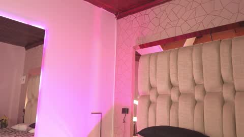 Snapshot of kleverly_manson1 chatting on November 21, 8:29 pm online show from November 21, 8:29 pm