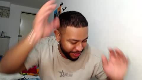 Snapshot of kleyton336 chatting on October 8, 1:58 am kleyton online show from October 8, 1:58 am