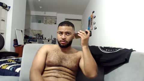 Snapshot of kleyton336 chatting on November 2, 10:56 pm kleyton online show from November 2, 10:56 pm