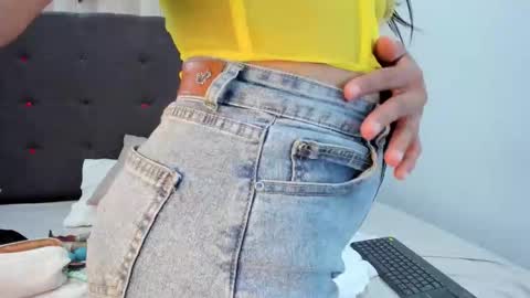 Snapshot of kloeh_star chatting on October 31, 8:21 pm Kloeh online show from October 31, 8:21 pm