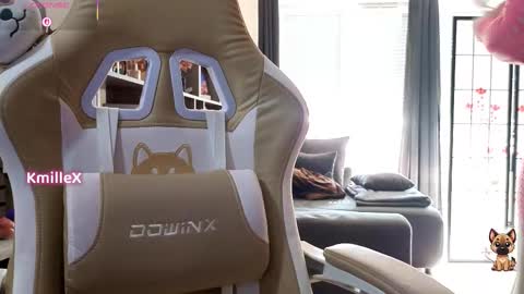 KmilleX online show from February 27, 9:20 am