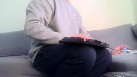 kmlt420 online show from December 3, 3:22 pm