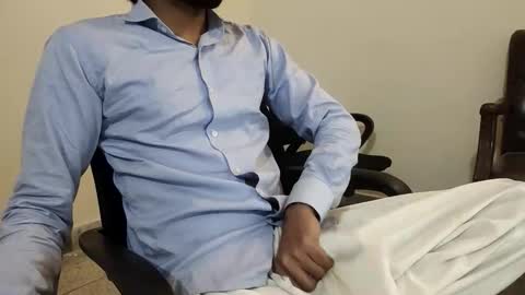 Snapshot of knightrider5566 chatting on November 11, 6:35 am Harry online show from November 11, 6:35 am