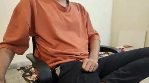 Snapshot of knightrider5566 chatting on November 29, 5:21 am Harry online show from November 29, 5:21 am