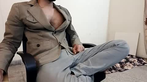 Snapshot of knightrider5566 chatting on December 3, 10:57 am Harry online show from December 3, 10:57 am