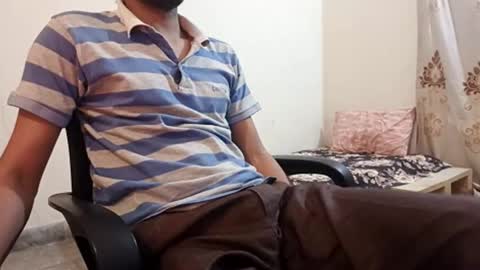 Snapshot of knightrider5566 chatting on December 5, 7:17 am Harry online show from December 5, 7:17 am