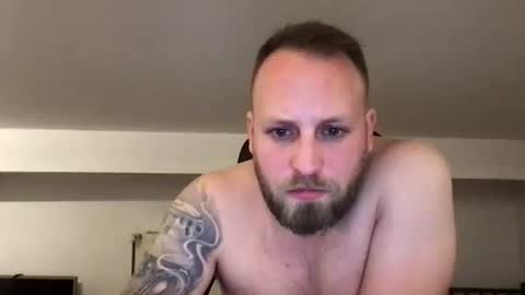 Snapshot of kobasic chatting on December 25, 2:35 am hugo online show from December 25, 2:35 am