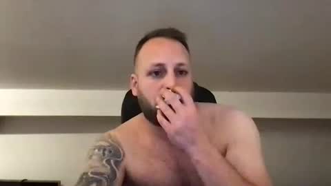 Snapshot of kobasic chatting on December 25, 8:40 am hugo online show from December 25, 8:40 am