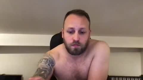 Snapshot of kobasic chatting on February 23, 1:02 am hugo online show from February 23, 1:02 am