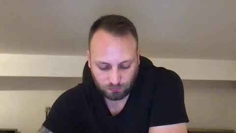 Snapshot of kobasic chatting on November 1, 1:29 am hugo online show from November 1, 1:29 am