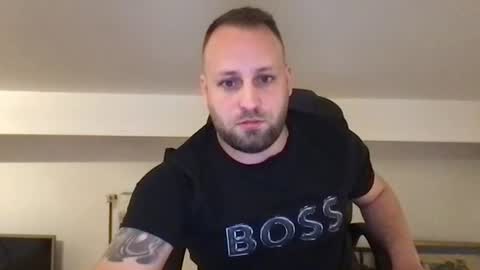 Snapshot of kobasic chatting on November 23, 10:53 pm hugo online show from November 23, 10:53 pm