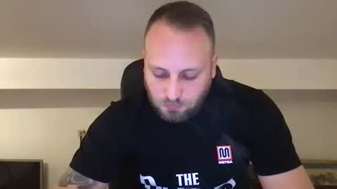 Snapshot of kobasic chatting on November 29, 2:58 am hugo online show from November 29, 2:58 am